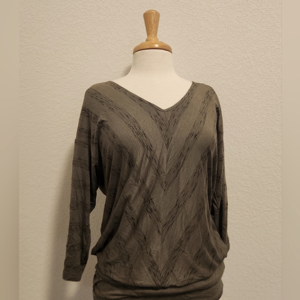 Knox Rose Olive Textured Top